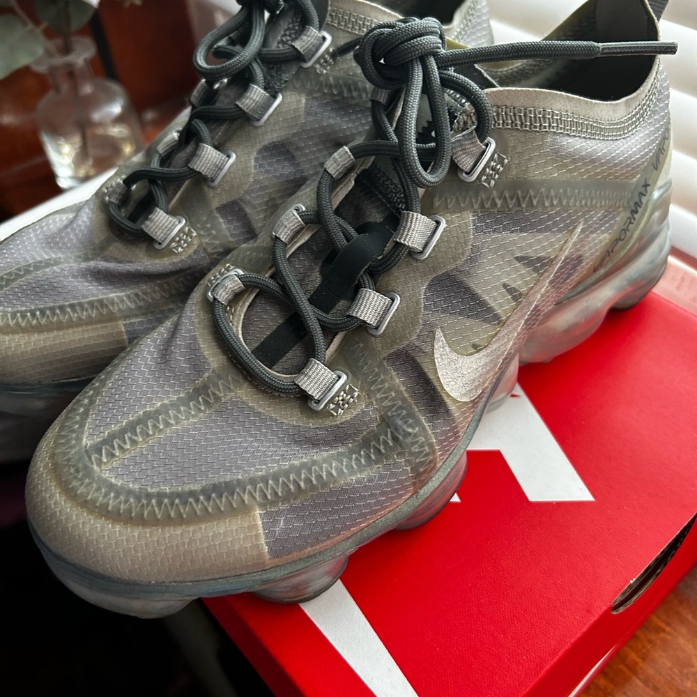 nike shoes size 5.5 for women